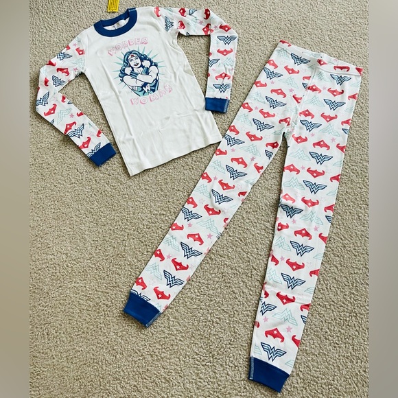 Hanna Andersson pajamas Wonder Woman - Picture 3 of 4